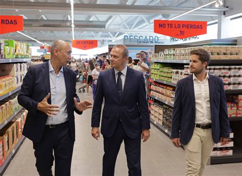 ALDI opens its first two stores on Gran Canaria, in Las .